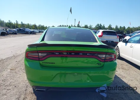 2017 Dodge Charger R/T Rwd z USA, uszkodzony, nr VIN 2C3CDXCT9HH557341